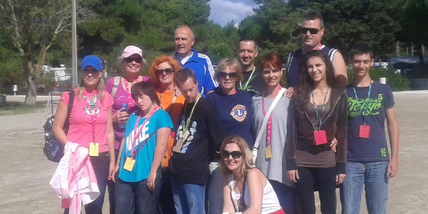 Završila je još jedna uspješna akcija Lions kluba Zadar – za putovanje Lucije Mijolović i Jurice Milina na svjetsko prvenstvo plivača s down sindromom Završila je još jedna uspješna akcija Lions kluba Zadar – za putovanje Lucije Mijolović i Jurice Milina na svjetsko prvenstvo plivača s down sindromom