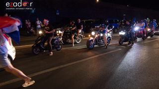 Čudesna noć: Velika fešta ulicama Zadra nakon plasmana Vatrenih u finale SP Čudesna noć: Velika fešta ulicama Zadra nakon plasmana Vatrenih u finale SP