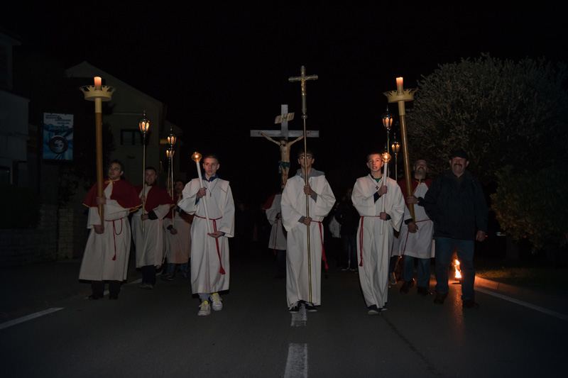 Biograd: procesija na Veliki petak, foto- V. Pesic Biograd: procesija na Veliki petak, foto- V. Pesic