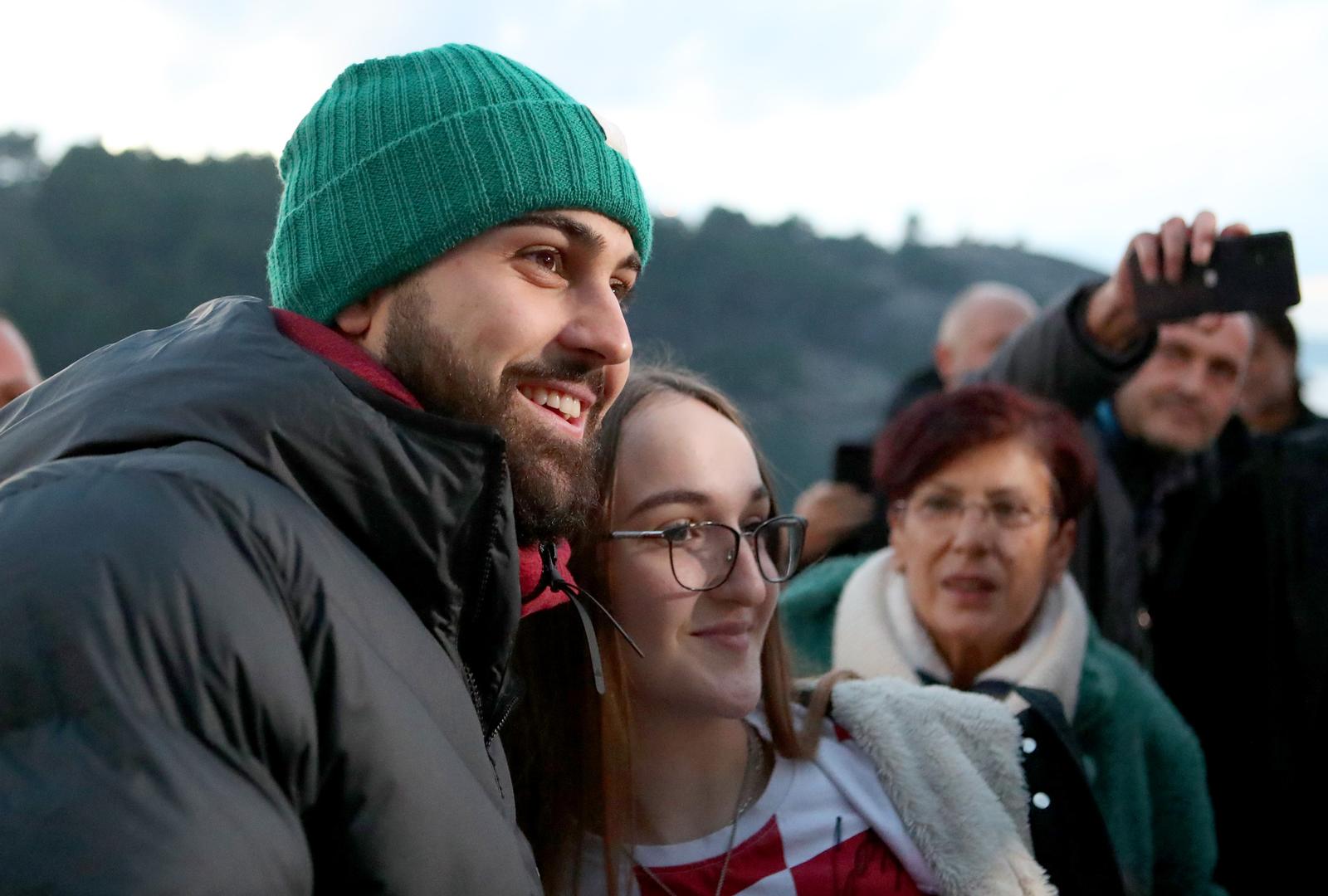 Veličanstveni doček brončanog Joška Gvardiola @ Novigrad Veličanstveni doček brončanog Joška Gvardiola @ Novigrad
