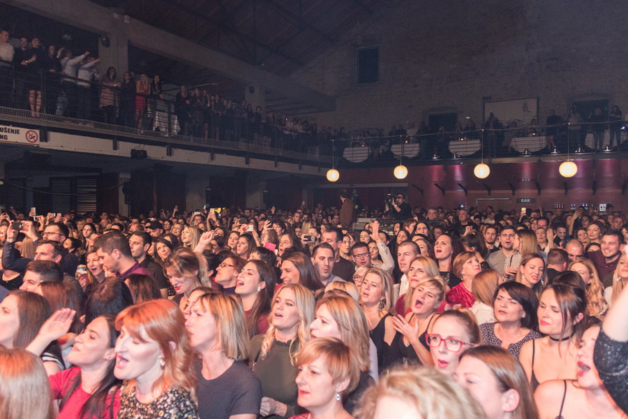 Koncert Doris Dragović u klubu Arsenal Zadar Koncert Doris Dragović u klubu Arsenal Zadar