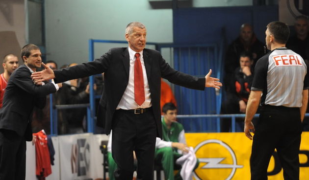 Zadar, 260311
Dvorana Jazine,  drugo kolo A1 lige za prvaka Borik Puntamika – Cedevita. 
Na fotografiji  : Trener Cedevite Aco Petrovic.
Foto : Andrija Lucic / cropix