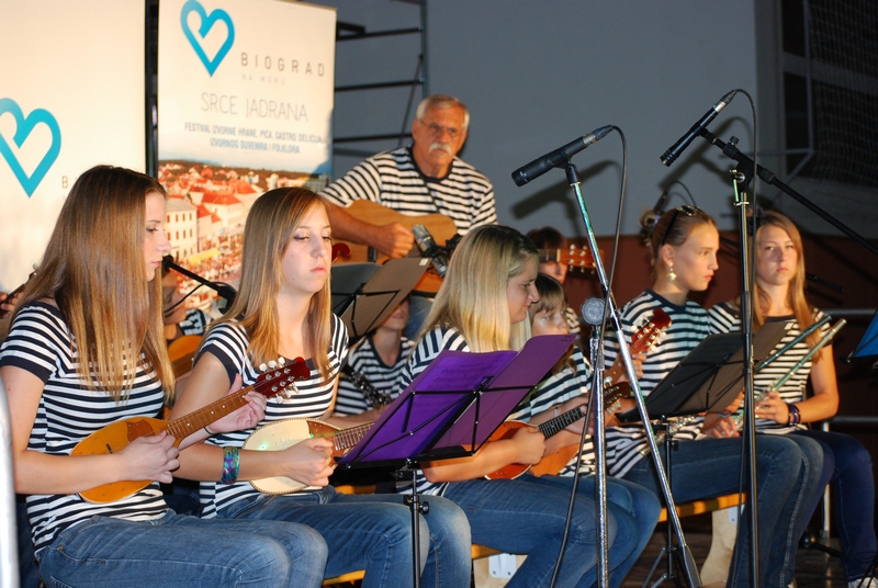 “Dalmacija pjeva i pleše”- međunarodni koncert u Mozirju “Dalmacija pjeva i pleše”- međunarodni koncert u Mozirju