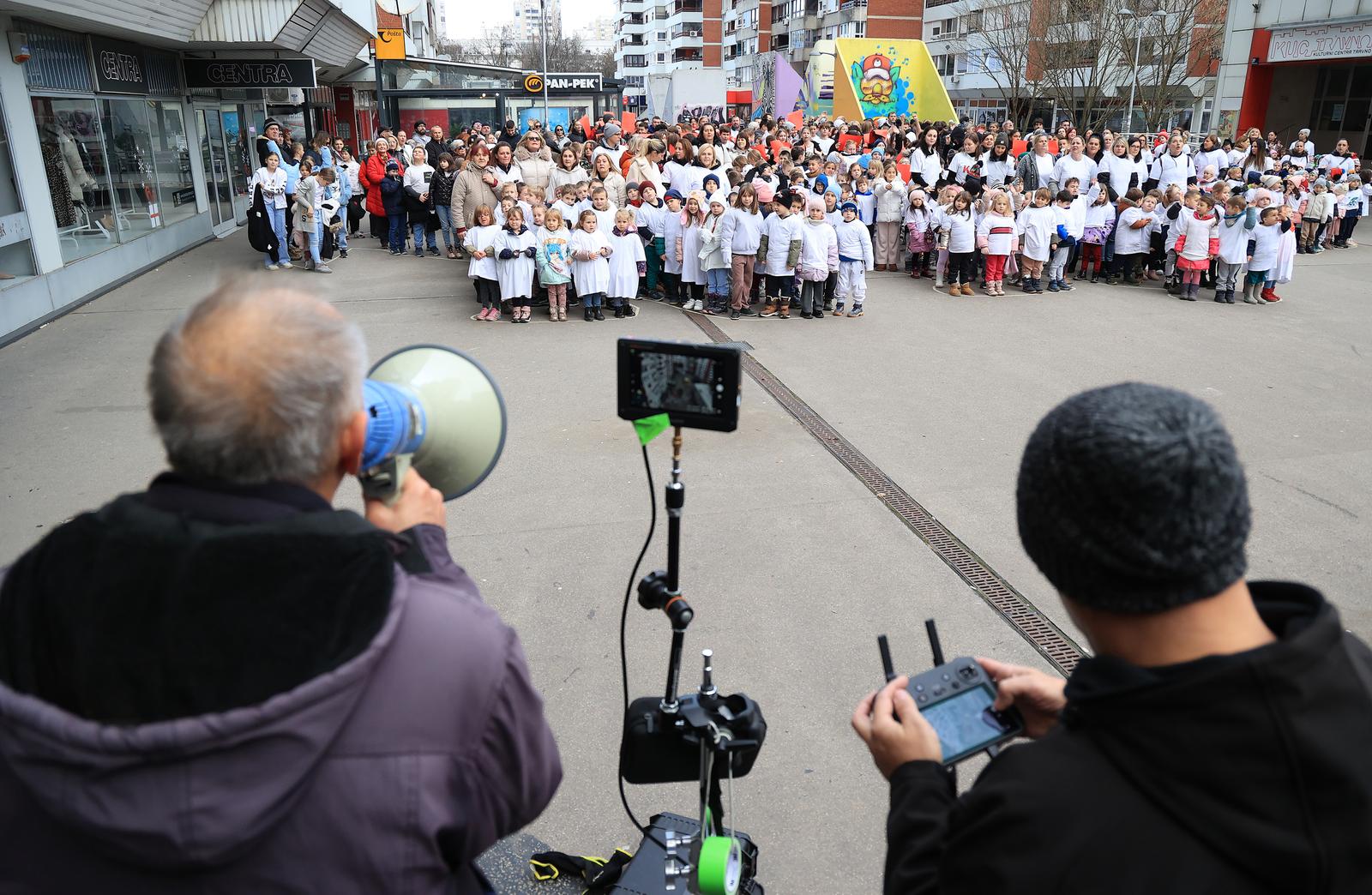 Šime Strikoman snimao milenijsku fotografiju za 50. rođendana Mamutice