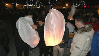 Paljenjem prve adventske svijeće i prigodnim zabavnim programom započela manifestacija Advent na otoku Viru