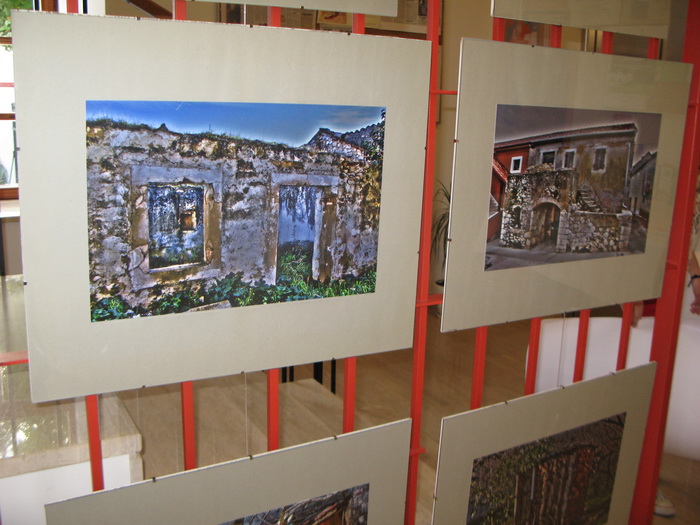 Otvorena izložba “Arbanaška stara ognjišta” Bernarda Kotlara Otvorena izložba “Arbanaška stara ognjišta” Bernarda Kotlara