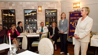 Lions club Zadar dodijelio zahvalnice umjetnicima, foto: Leo Banic Lions club Zadar dodijelio zahvalnice umjetnicima, foto: Leo Banic