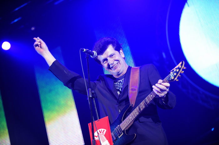 Split, 271111.
Spaladium Arena.
Veceras su u Spaladium areni pred oko 4000 posjetitelja nastupili Momcilo Bajagic Bajaga (u prvom dijelu) i Jelena Rozga (u drugom dijelu). Koncert je organizirala Karlovacka pivovara.
Na slici: Momcilo Bajagic Bajaga
Foto: