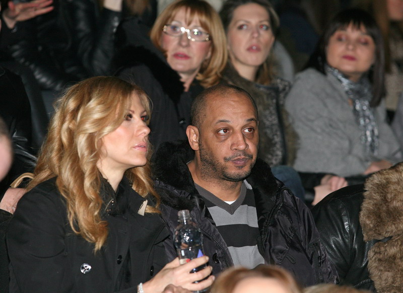 Image 1010853 (auto) Image 1010853 (auto)