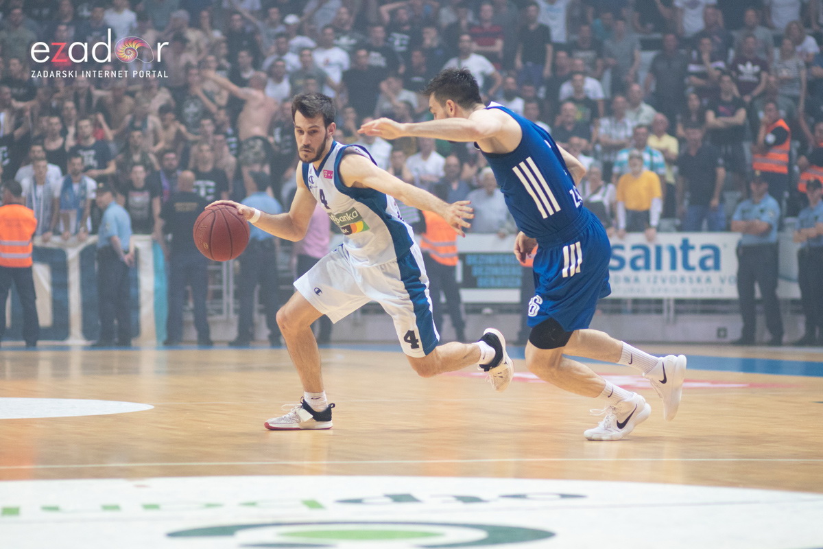 Polufinale doigravanja HT Premijer lige, 1. utakmica: KK Zadar – KK Cibona 89-78