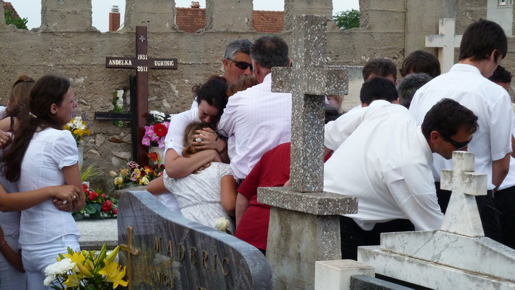 Tkon: Posljednji ispraćaj malenog anđela, Roka Ugrinića 7. lipnja 2011.