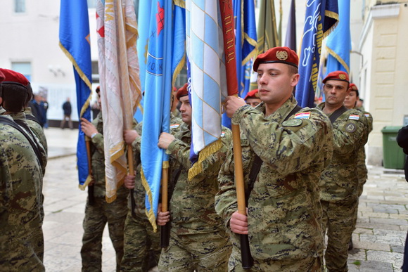 Svečani mimohod postrojbi u povodu proslave 23. obljetnice VRO Maslenica. Foto: Iva Perinčić