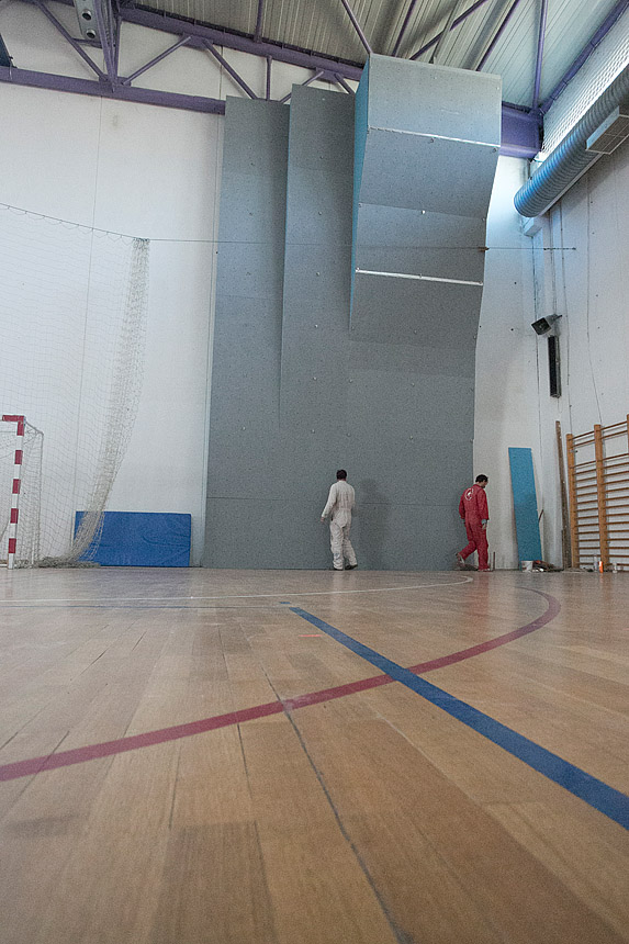 Penjačka stijena u bibinjskoj sportskoj dvorani, Foto: Leo Banić Penjačka stijena u bibinjskoj sportskoj dvorani, Foto: Leo Banić