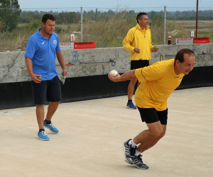 Finalni turnir boćarskog Kupa Zadarske županije u Lišanima Ostrovičkim. Foto: Kažimir Škrbić/Virski list