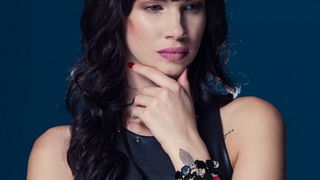 Visnja Knezevic izraduje predivne narukvice Visnja Knezevic izraduje predivne narukvice