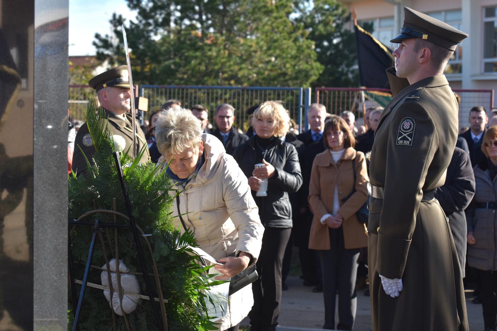 Škabrnja: Obilježena je 26. godišnjica stradavanja hrvatskih branitelja i civila