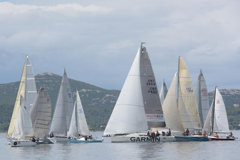 Sa zadarske rive startala je 30. jubilarna Zadarska regata koja se jedri od Zadra do Preka u organizaciji JK Uskok. Photo: Dino Stanin/PIXSELL