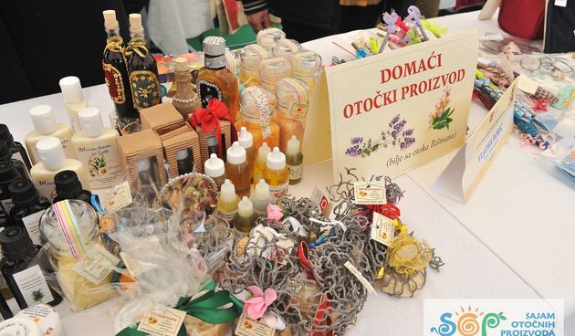 Sajam otočnih proizvoda Tkon