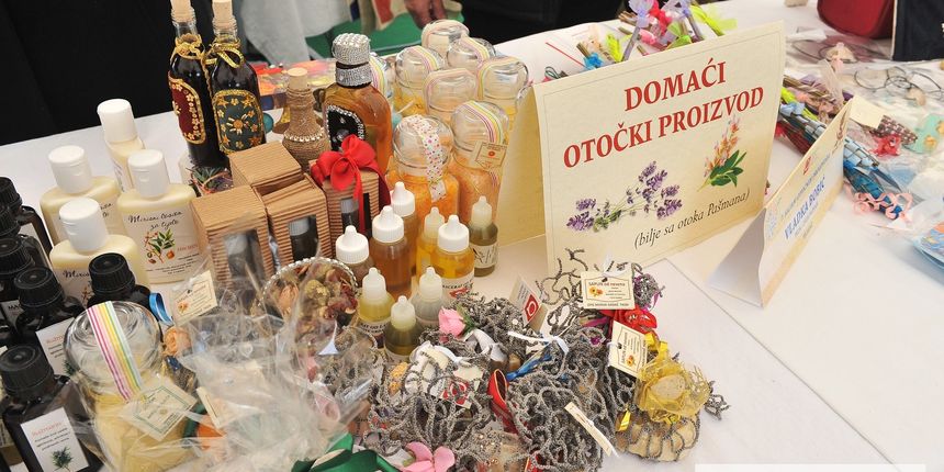 Sajam otočnih proizvoda Tkon