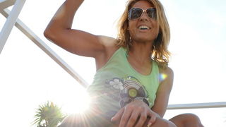 Novalja, 020710.
Temperature na termometrima su presle debelo iznad 30 stupnjeva Celzijevih a samim time su i plaze postale omiljena okupljalista. Plaza Zrce prepuna je kupaca na kojoj je svatko pronasao poneku zanimaciju.
Foto: Andrija Lucic / CROPIX Novalja, 020710.
Temperature na termometrima su presle debelo iznad 30 stupnjeva Celzijevih a samim time su i plaze postale omiljena okupljalista. Plaza Zrce prepuna je kupaca na kojoj je svatko pronasao poneku zanimaciju.
Foto: Andrija Lucic / CROPIX