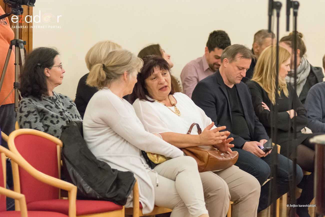 “Glazbena fantazija” Zadarskog komornog orkestra u Svečanoj dvorani Sveučilišta u Zadru. Solist Berislav Šipuš na klaviru, pod ravnanjem maestra Pavla Dešpalja “Glazbena fantazija” Zadarskog komornog orkestra u Svečanoj dvorani Sveučilišta u Zadru. Solist Berislav Šipuš na klaviru, pod ravnanjem maestra Pavla Dešpalja