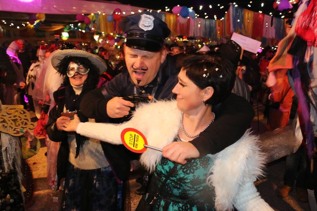 Maškarana Republika preuzela vlast u Viru