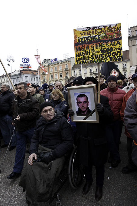 Zadarski branitelji na prosvjedu u Zagrebu 26. veljace 2011, Foto: Leo Banic Zadarski branitelji na prosvjedu u Zagrebu 26. veljace 2011, Foto: Leo Banic