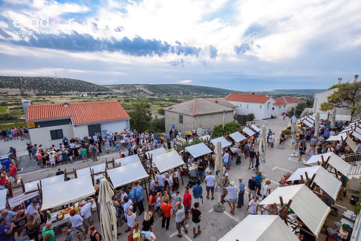 4. Fešta od sira u Kolanu