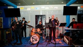 Tribute to Sinatra: Davor Pekota i Fokus Band @ Famous Beach Bar