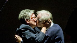 Zagreb, 230912.
Veceras je u KD Vatroslav Lisinski premijerno izvedena predstava Montazstroja 55+ u kojoj volonterski glumi 55 anonimaca starijih od 55 godina.
Foto: Neja Markicevic / CROPIX Zagreb, 230912.
Veceras je u KD Vatroslav Lisinski premijerno izvedena predstava Montazstroja 55+ u kojoj volonterski glumi 55 anonimaca starijih od 55 godina.
Foto: Neja Markicevic / CROPIX