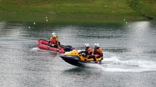 Na jezeru Jarun okupili su se motociklisti iz cijele Hrvatske u sklopu 3. karavane za zivot pod nazivom Bikeri na cesti. Velik broj motociklista zbog loseg vremena nije dosao, no pridruzio im se gradonacelnik Milan Bandic. Photo: Dalibor Urukalovic/PIXSEL