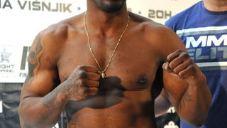 Zadar, 090513.
Sluzbeno vaganje sudionika za borilacki spektakl FFC 04 koji se sutra odrzava u dvorani na Visnjiku.
Foto: Luka Gerlanc / CROPIX Zadar, 090513.
Sluzbeno vaganje sudionika za borilacki spektakl FFC 04 koji se sutra odrzava u dvorani na Visnjiku.
Foto: Luka Gerlanc / CROPIX