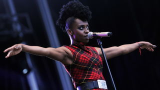 Zagreb, 220610.
Na Jarunu se od 21.-23.06. odrzava glazbeni spektakl T-Mobile INmusic festival na kojem ce nastupiti mnogobrojni izvodjaci kako iz zemlje tako i svijeta. Drugi dan festivala.
Na fotografiji: Grupa Morcheeba.
Foto: Boris Kovacev / CROPIX Zagreb, 220610.
Na Jarunu se od 21.-23.06. odrzava glazbeni spektakl T-Mobile INmusic festival na kojem ce nastupiti mnogobrojni izvodjaci kako iz zemlje tako i svijeta. Drugi dan festivala.
Na fotografiji: Grupa Morcheeba.
Foto: Boris Kovacev / CROPIX