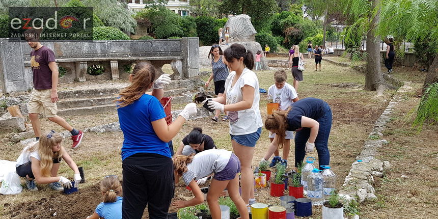 Građanska akcija “Sfinga- prostor za druženje” Građanska akcija “Sfinga- prostor za druženje”