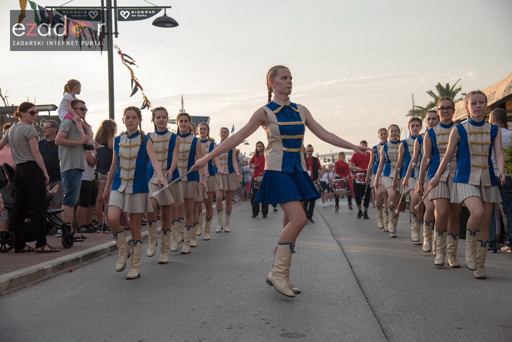 Otvoren 12. biogradski Gastro stol Otvoren 12. biogradski Gastro stol