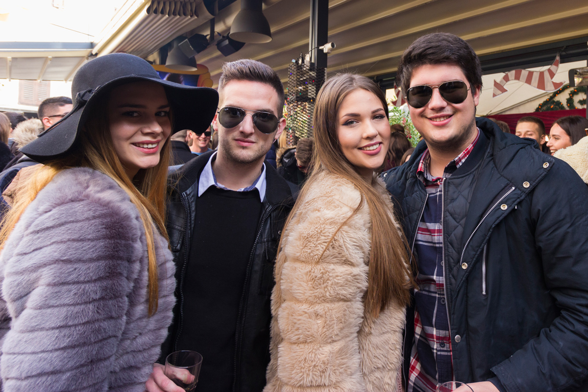 Badnjak 2016: Blagdanski đir po gradu 24. prosinca Badnjak 2016: Blagdanski đir po gradu 24. prosinca