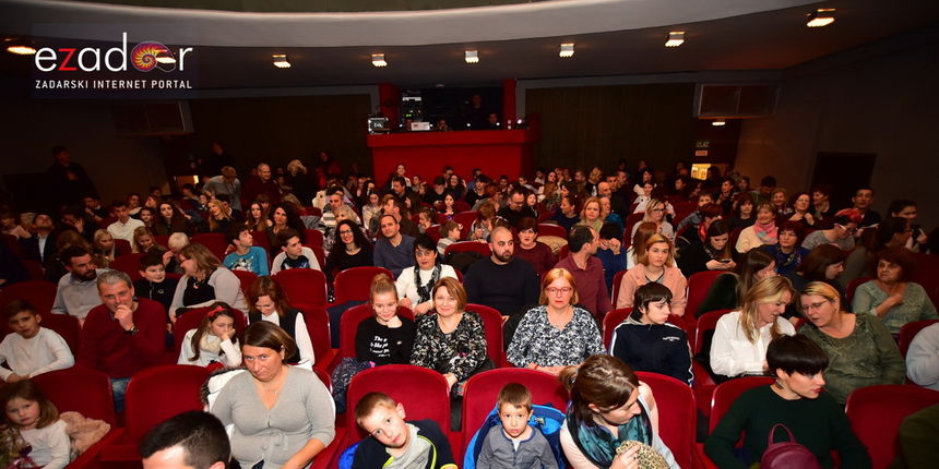 Zadarsko kazalište. HNK Zadar: Premijera predstave “Put oko svijeta” Kazališne udruge “Igrajmo se” Zadarsko kazalište. HNK Zadar: Premijera predstave “Put oko svijeta” Kazališne udruge “Igrajmo se”