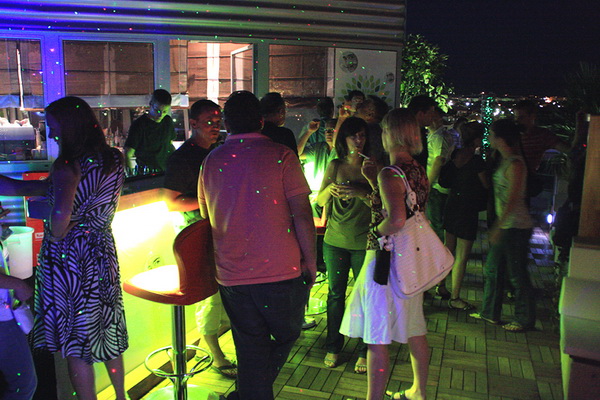 Dali bar: Party u povodu predpremijere filma Bruno