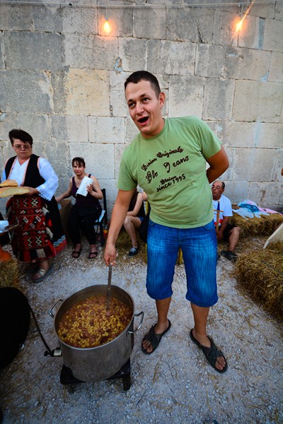 Dani vitezova vranskih 2014.by Iva Perinčić Dani vitezova vranskih 2014.by Iva Perinčić