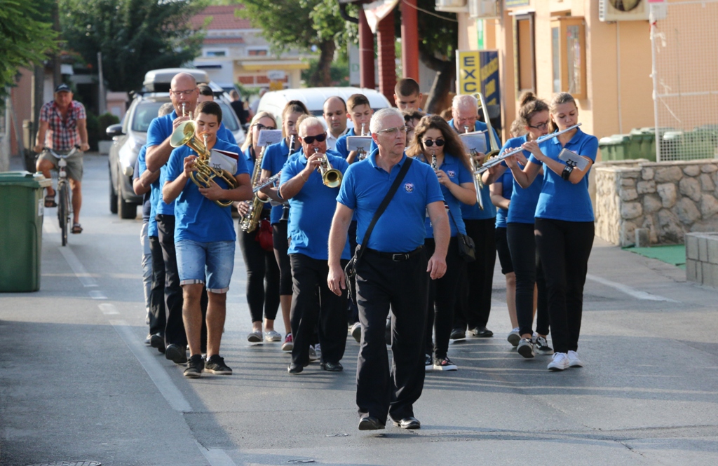 Vir proslavio Dan općine uz spektakularni koncert i vatromet