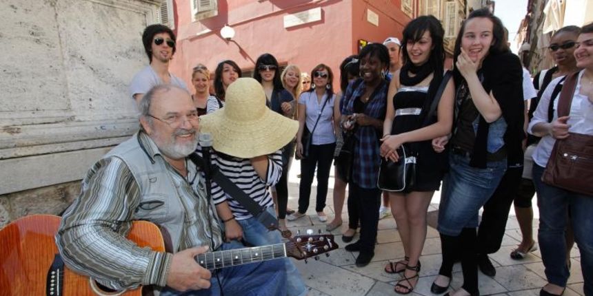 Poznati zadarski trubadur Duško Nonković Bučo. Photo: Željko Mršić/PIXSELL Poznati zadarski trubadur Duško Nonković Bučo. Photo: Željko Mršić/PIXSELL