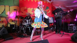 Virski Karneval veliko finale: nastupila Maja Šuput Virski Karneval veliko finale: nastupila Maja Šuput