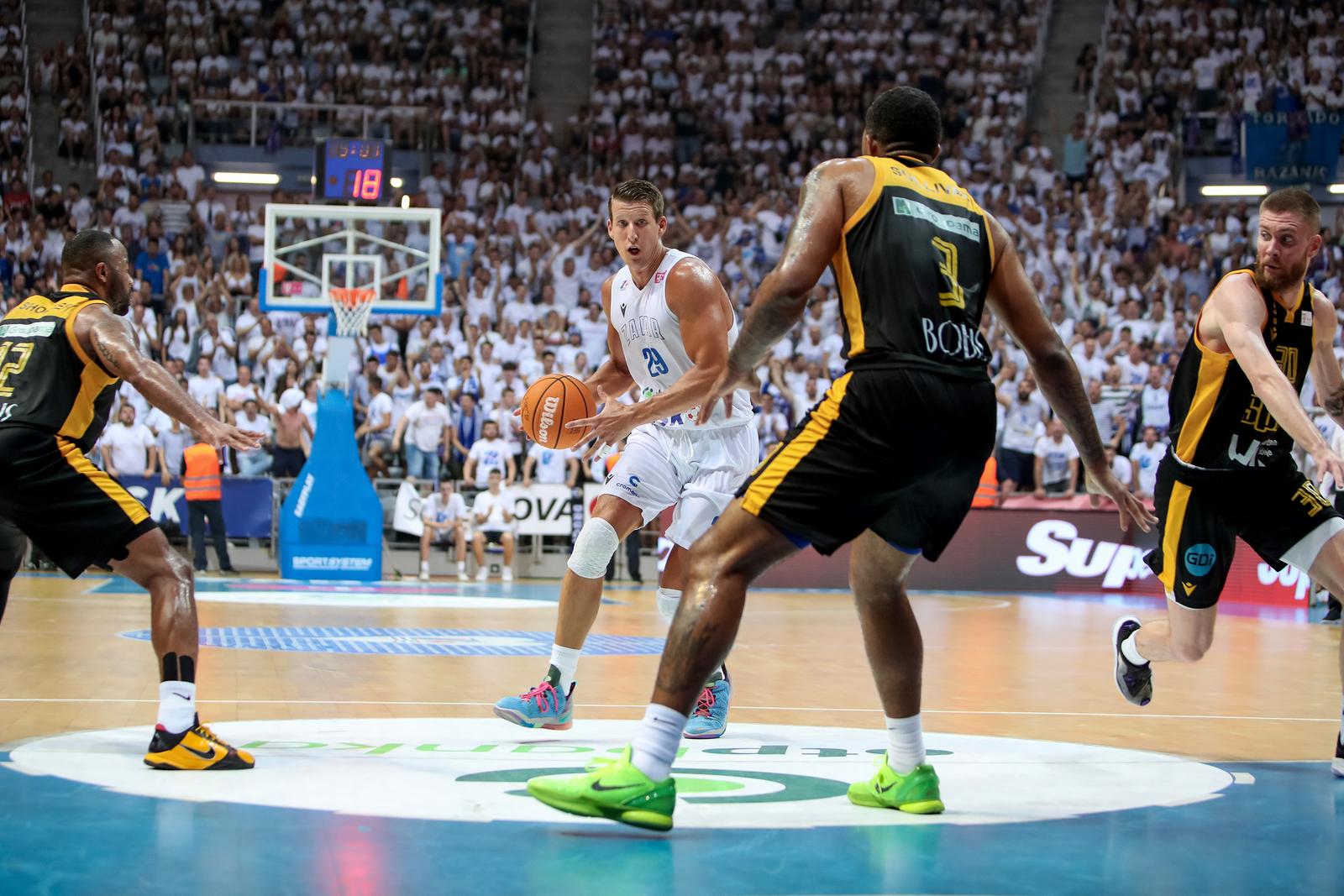 Finale doigravanja, 3. utakmica: KK Zadar – KK Split 99-62 Finale doigravanja, 3. utakmica: KK Zadar – KK Split 99-62