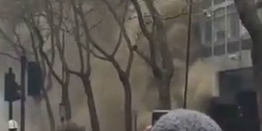 London: Požar u zgradi Visokog suda,Screenshot: Youtube