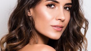 Mia Rkman, Miss Universe Hrvatske 2019. otputovala je na svjetski izbor Miss Universe 2019 koji će se 8. prosinca održati u Atlanti uz izravan prijenos na FOX televiziji.  Ljepotice sa svih krajeva zemaljske kugle počele su pristizati u Atlantu, a već i p