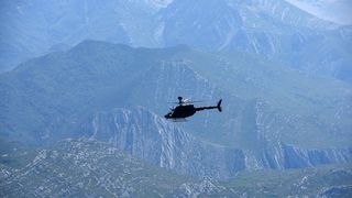 Pogledajte prva bojeva gađanja hrvatskih pilota iz kiowa warrior Pogledajte prva bojeva gađanja hrvatskih pilota iz kiowa warrior