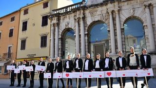 “Prosvjedom ljubavi” otvoren 8. Festival vjenčanja, foto: Iva Perincic “Prosvjedom ljubavi” otvoren 8. Festival vjenčanja, foto: Iva Perincic