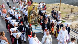 Proslava Velike Gospe u Pagu uz nastup klape Intrade Proslava Velike Gospe u Pagu uz nastup klape Intrade