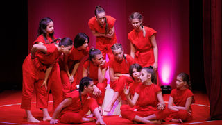 Igrajmo se: Zabranjeno mlađima od 15 strana A