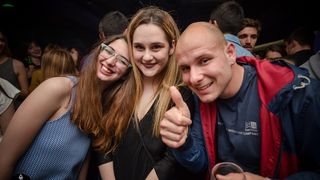 Subotnji party u Svarog baru